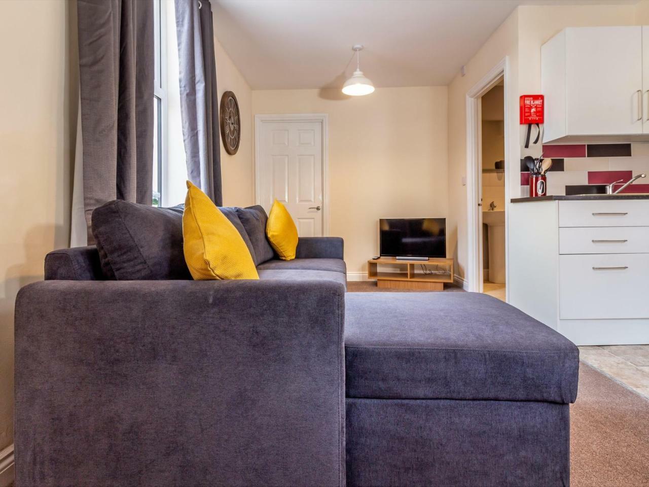Northfield Street, Worcester City Centre - Guest Homes Ngoại thất bức ảnh