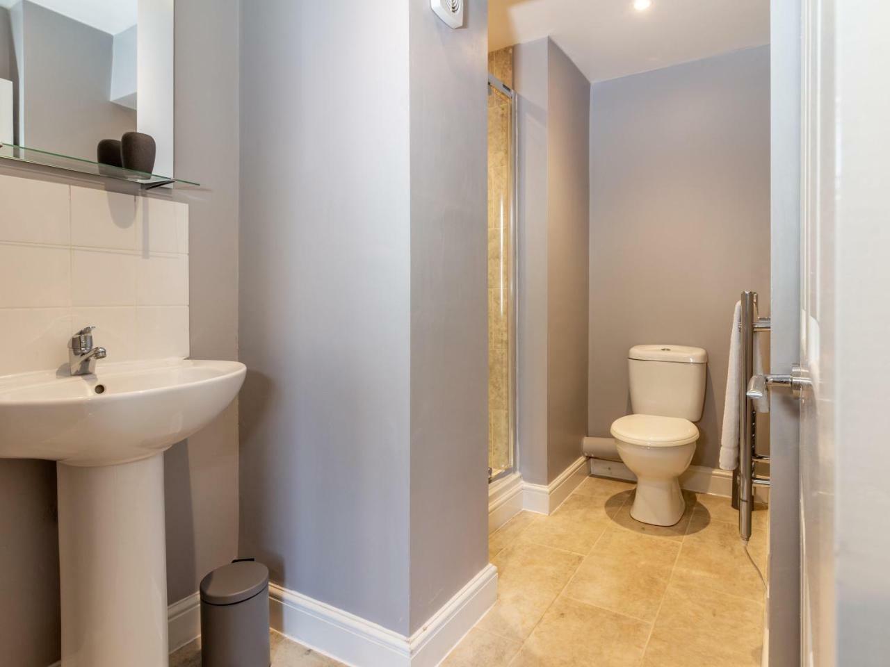 Northfield Street, Worcester City Centre - Guest Homes Ngoại thất bức ảnh