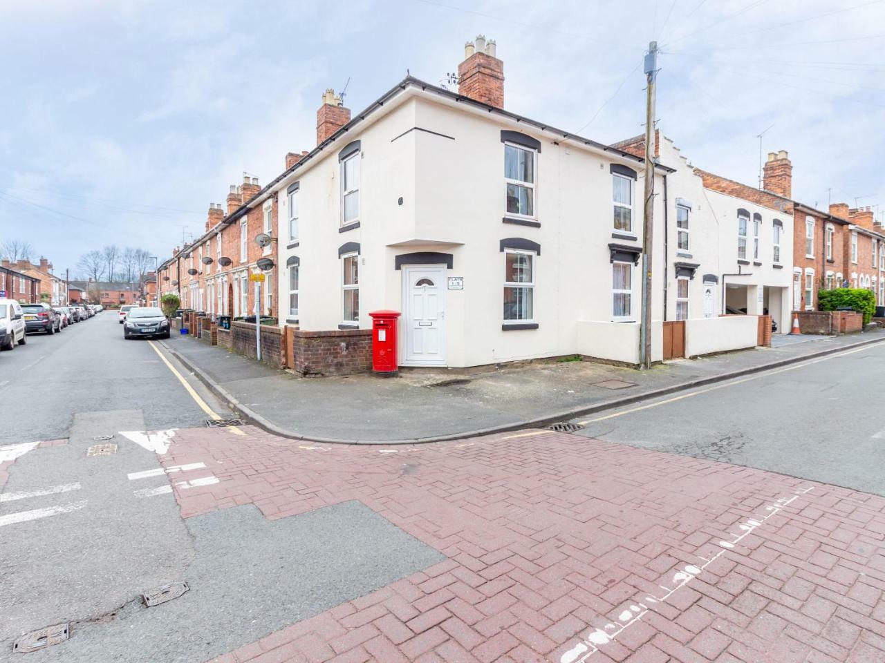 Northfield Street, Worcester City Centre - Guest Homes Ngoại thất bức ảnh
